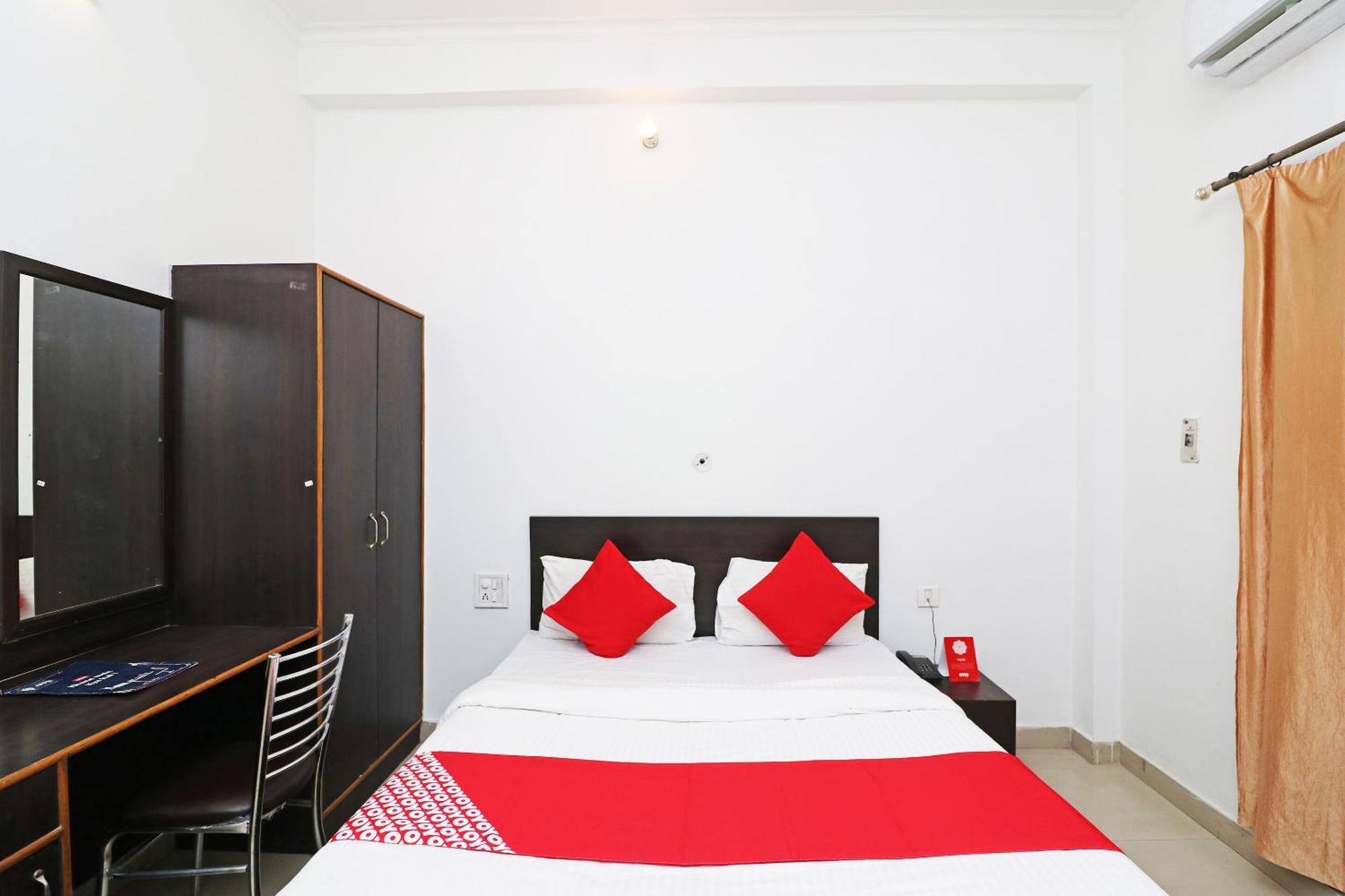 Hotel O Mid Town Ojus Tower Rudrapur Eksteriør billede